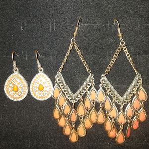Dangle earrings